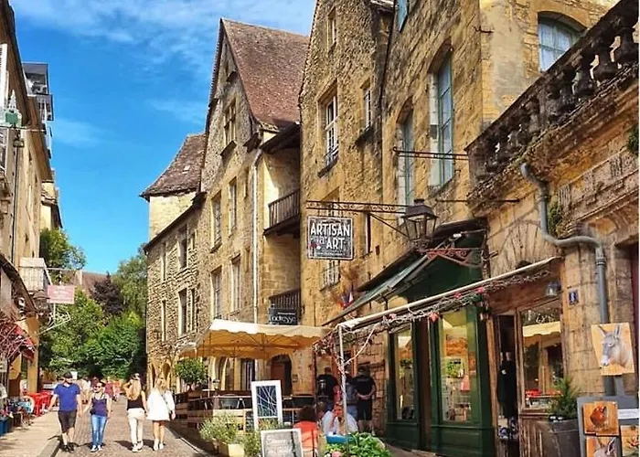Appartement Rouge Passion Sarlat-la-Canéda
